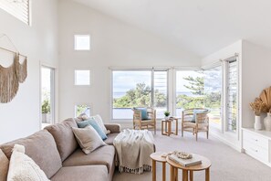 Upstairs lounge room with views over Werri Beach