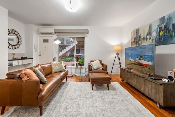 Balcony/Terrace/Patio