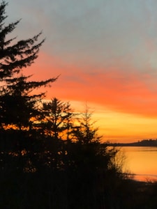 The BEACH HOUSE on Oregon’s beautiful South Coast...