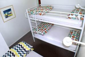 Bedroom 2, 3 beds