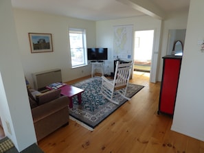 Living room .