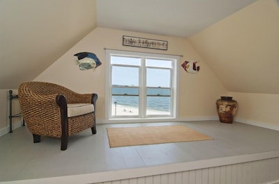 White Sandy Beach at Front Door! 2020 Rates!  Beach House Sleeps 11