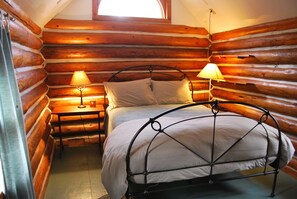 Bedroom with Queen Bed