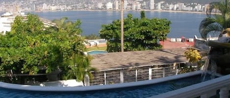 New 2nd pool just added...great view!