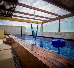 Utomhuspool