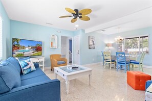 LR and Dining area