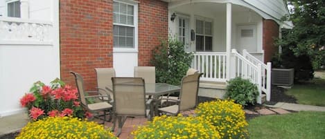 Lovely front patio for alfresco dinners and morning coffee