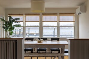 Dining area (1)
