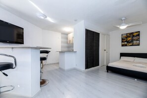 Bright studio in La Manga for rent