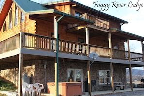 Back view of the Foggy River Lodge