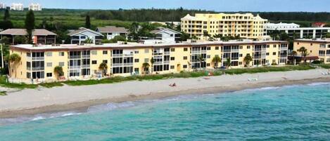 Aerial image of Fisherman's Cove Condo at Turtle Beach on Siesta Key