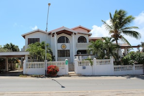 front view 