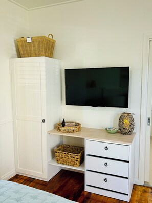 Wardrobe storage & TV Main bedroom