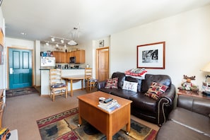 LIVING ROOM OUT