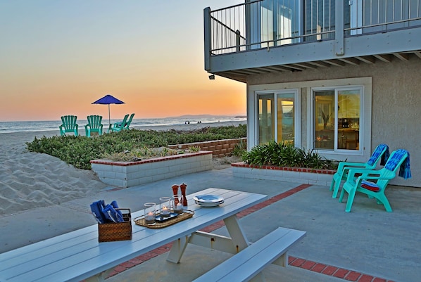 An awesome spot~ front and center and on the sand!