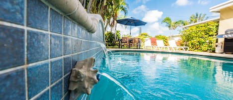 Salt Heated Pool  Private Fenced Backyard