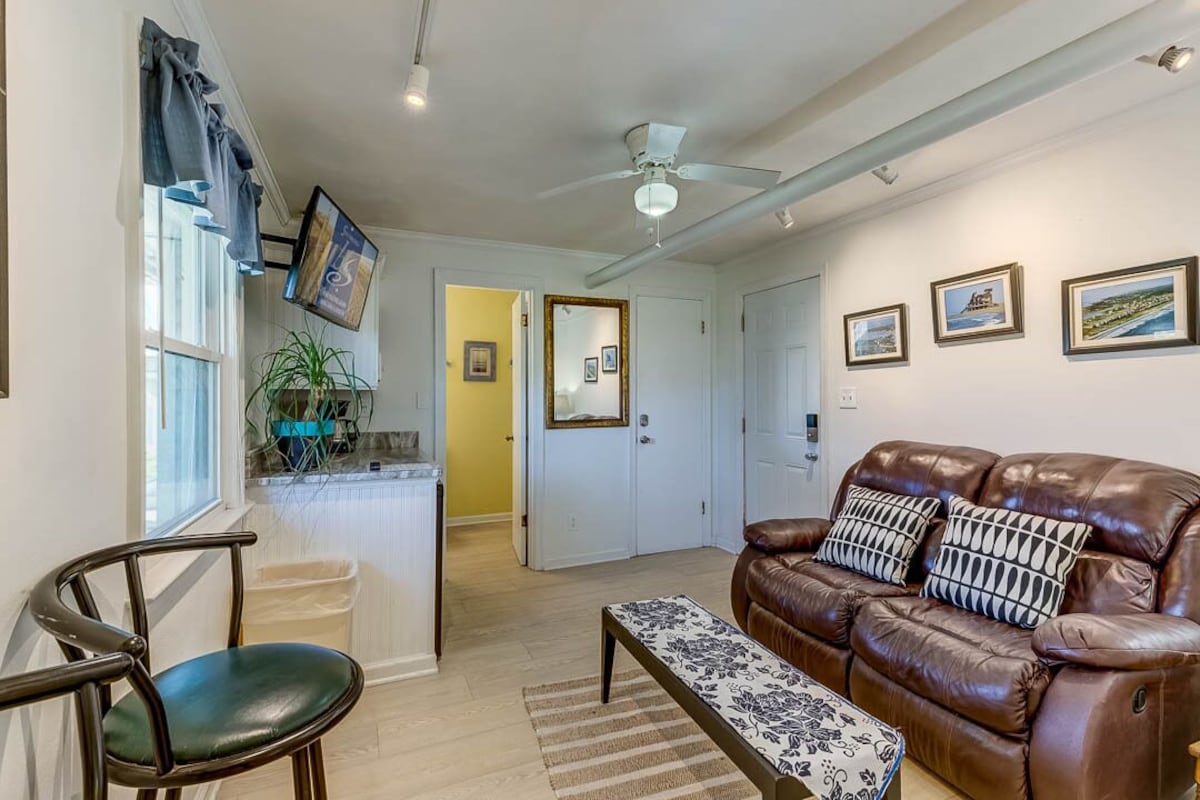 Bay View | 775 ft from the beach | Dog Friendly