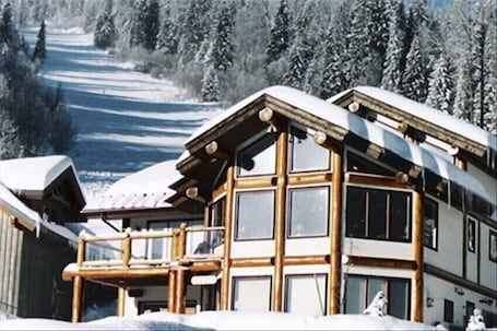 Simply the best ski in/ski out.. Nestled at bottom of Blazer and connector run.