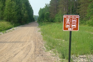 Wolf River Trail from private road access.