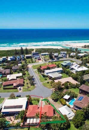 Look how close we are to both beach and estuary!