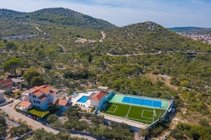 Sport court