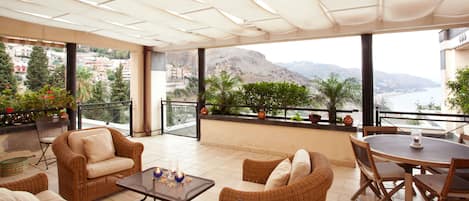 The terrace patio with a wonderful sea view