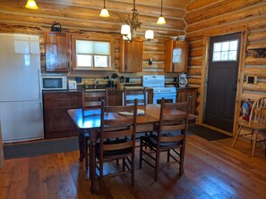 Full kitchen