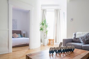 Inviting living room, View  on the second bedroom
