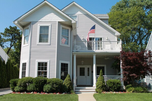 412 Salem Ave.