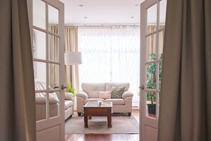 View on the living room when the french doors are open