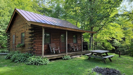 Rocking Chairs, Grill and Picnic table on porch
