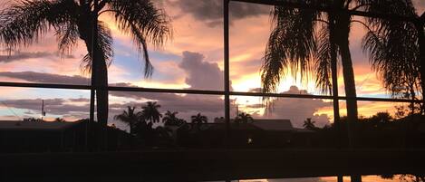 Sunset on the lanai.