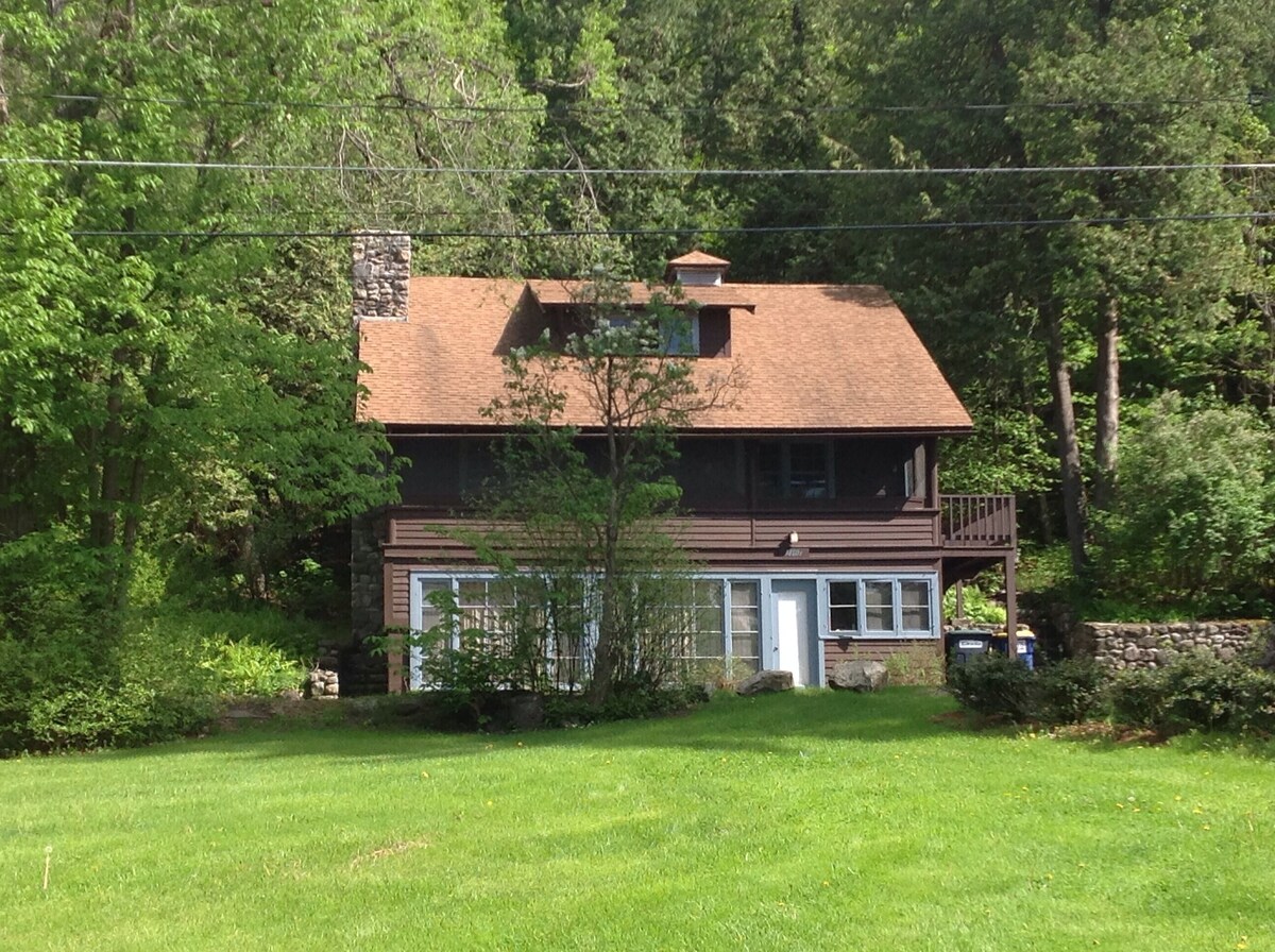 Main Image