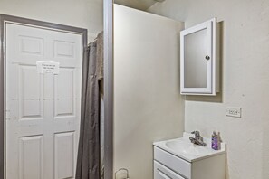 Main Bathroom