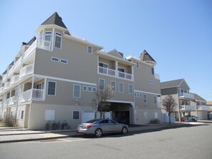 End unit Back Side 