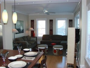 Kitchen to living room