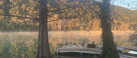 Wake up to this slice of paradise on Lake Austin.