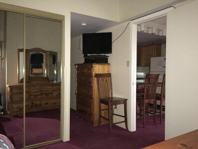 Bunny Bungalow In Silver Creek Lodge - 2BR, WiFi, Cable, Ski In/Out, Weekly Rate