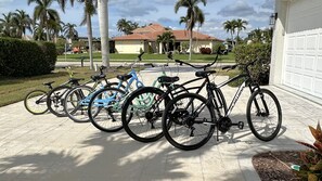 4 adult bikes, 2 child bikes, bike trailer available for your use. 