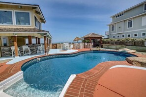 Private Pool Area