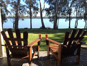 Relaxing patio with a view 