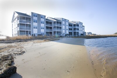 Bethany Bay Family Condo, Quiet and Relaxing, Wetland Views, Four Bedrooms