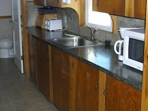 Kitchen Counter & appliances