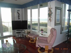 Living R, View to Lanai & South Beach - New Windows & Wood Floor