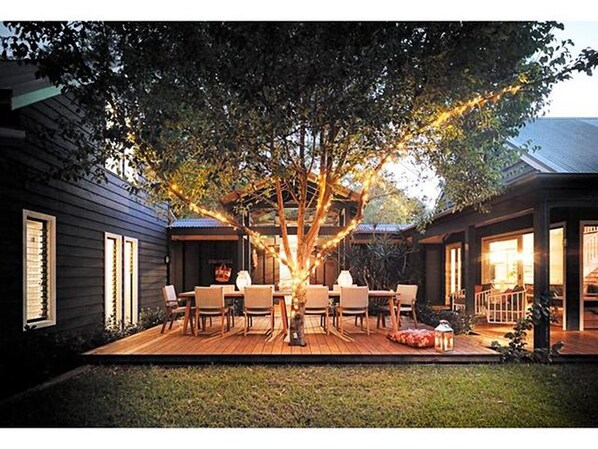 Outside Main Terrace - enjoy outside dinning 