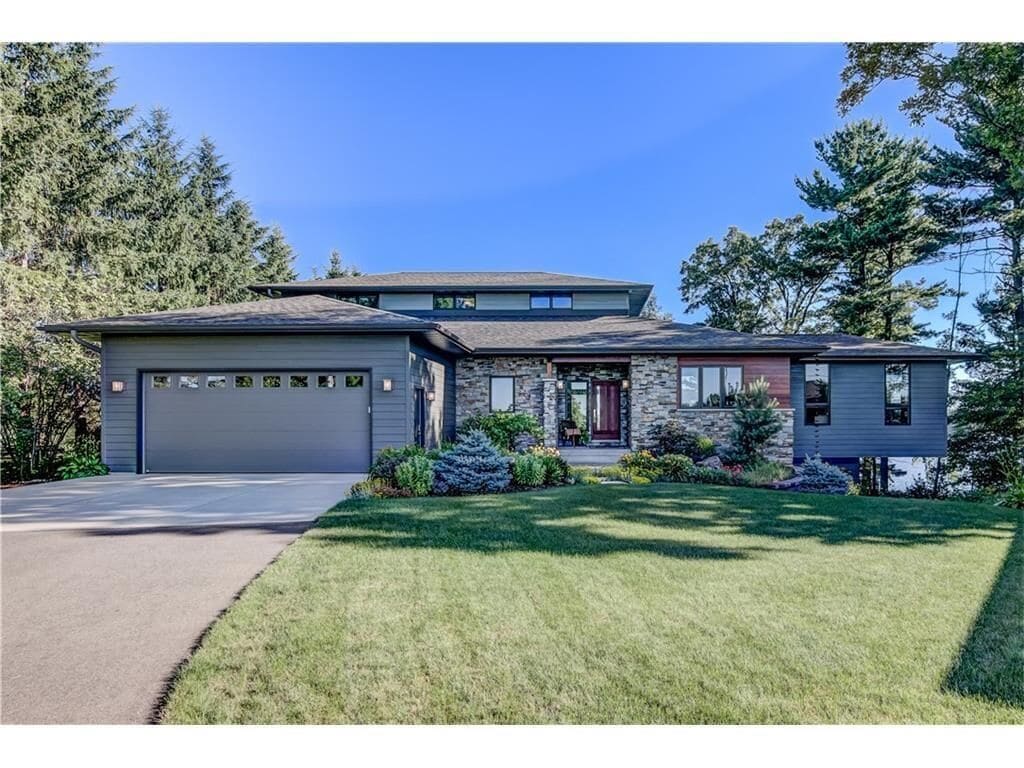 Luxury Lake Home on Lake Wissota Chippewa County