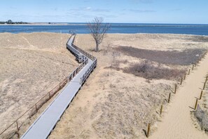 Steps to the beach