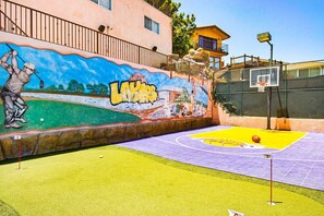 Sport court