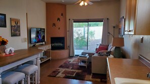 Kitchen/Family room 