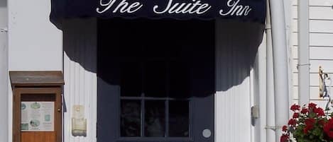 Welcome to The Suite Inn